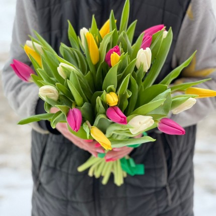Букет из разноцветных тюльпанов - заказать с доставкой в Киржач